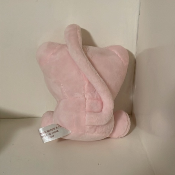 Mew Pokémon plushie - Picture 2 of 2